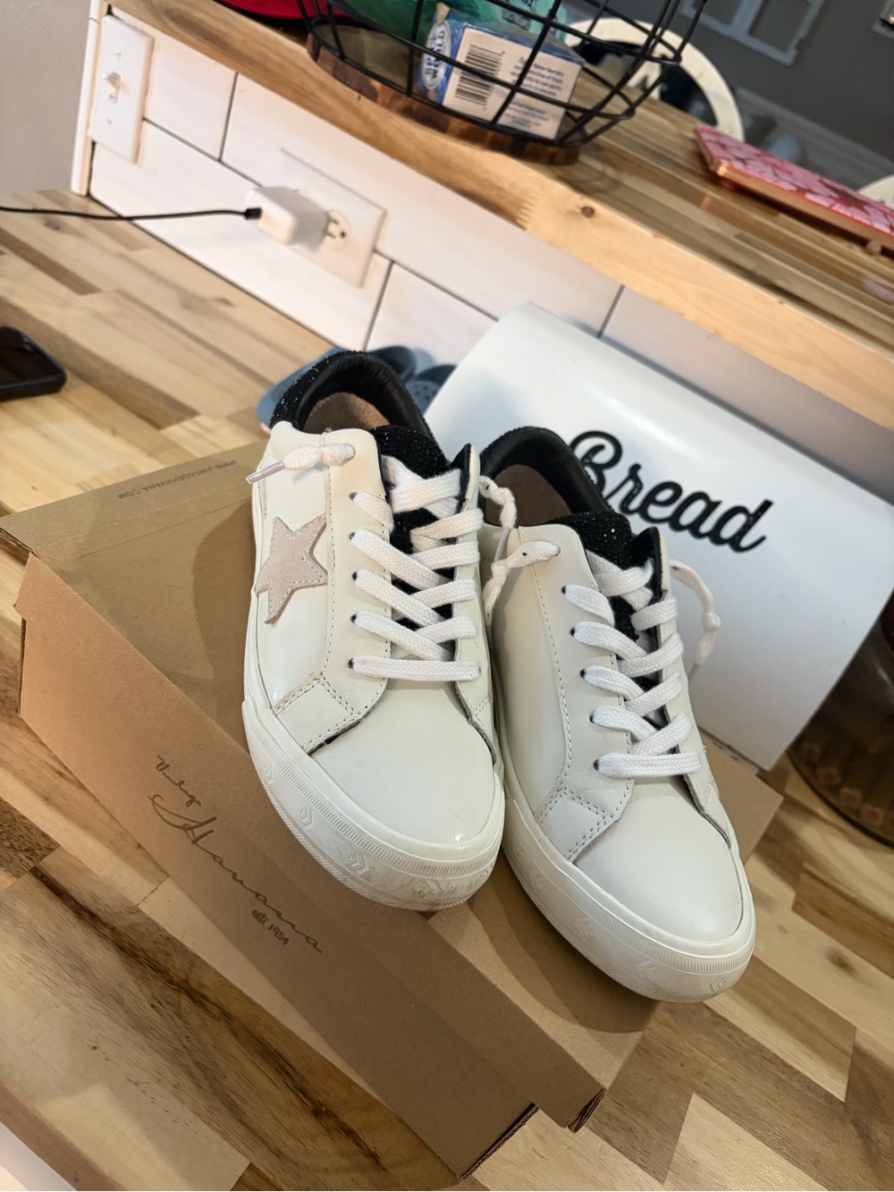 Vintage Havana Sneakers